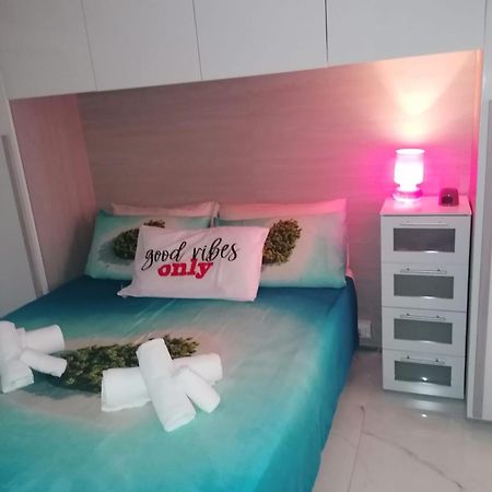 Fiumicino Aeroporto Casa Vacanze Orchidea Exteriér fotografie